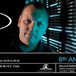 Entrance 032 con Mike Push